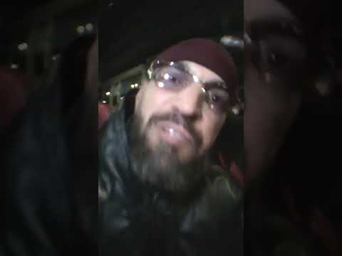 Los dientes brillando