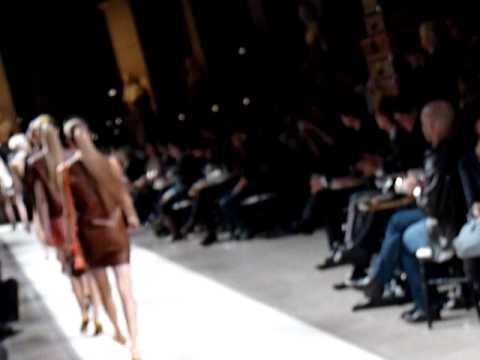 Loewe Pret-a-Porter Sommer 2011 Paris