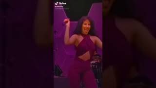 Selena - El Chico Del Apartamento 512 edit