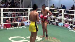 Download Lagu Kok (Tiger Muay Thai) vs. Sumontha (Krabi) @ BAngla Boxing Stadium Thumbnail