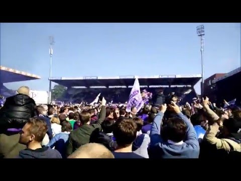 sfeeracties en pitchinvasion KFCO Beerschot-Wilrijk - Bocholt VV