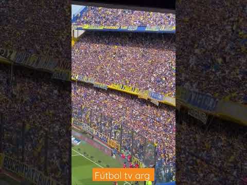 "Hinchada de Boca cantando" Barra: La 12 • Club: Boca Juniors • País: Argentina