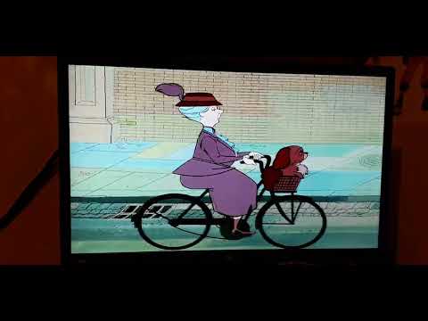 Pongo Judges Other Dogs Full Scene