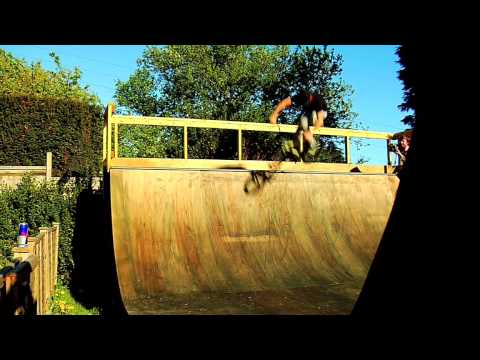 Channel 4Down BMX :: At Home With Sam Greenaway