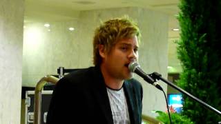 Theo Tams - Here We Go Again - Busking for Change (War Child benefit) - Sept 29, 2009