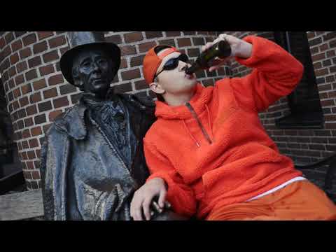 Futte Fynbo's GOOD HOSTING for the OB fans