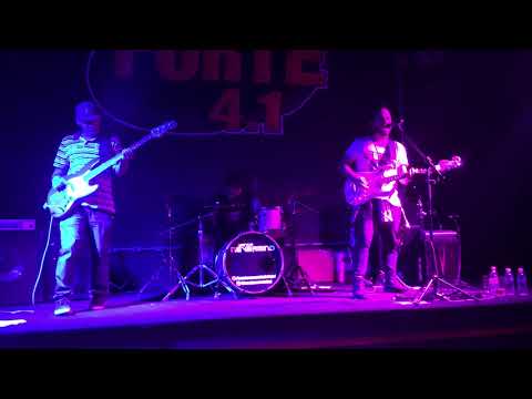 BANDA NEVERMIND - SEVEN NATION ARMY (THE WHITE STRIPES)