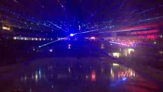 Laserová show a nástup Motoru Laserová show a nástup Motoru