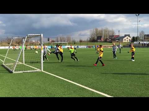 Linus' voetbal skills U12 movie