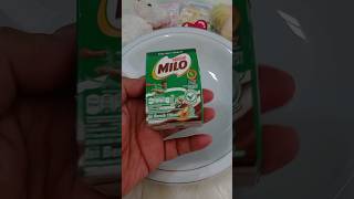 Download lagu DIY Making Ice Cream with Milo Chocolate Milk #diy #icecream #satisfying mp3