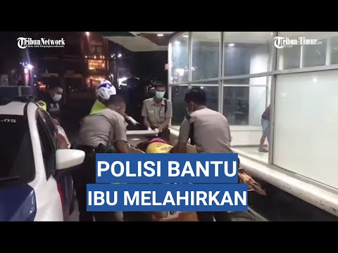 Polisi Viral Bantu Ibu-ibu Melahirkan Mulai dari Atas Angkot