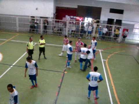 COMANDO GOPOUVA WESLEY E O TAPA NA CARA