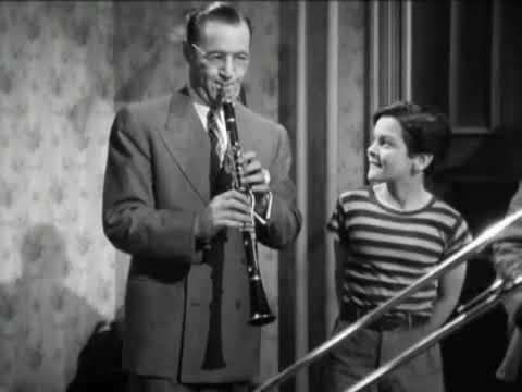 Sweet and Low Down  (1944) -- The Little Trio.