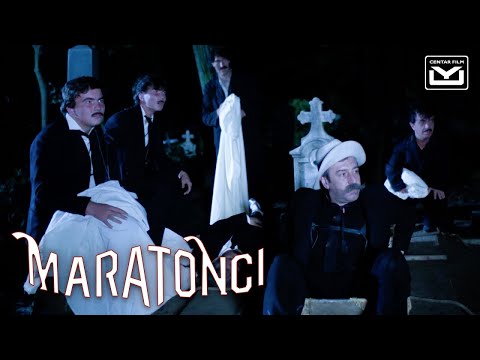 Još netko kopa! | Maratonci trče počasni krug