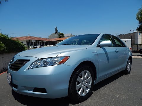 2008 Toyota Camry Hybrid video overview and walk around review.