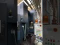 Riproduci video