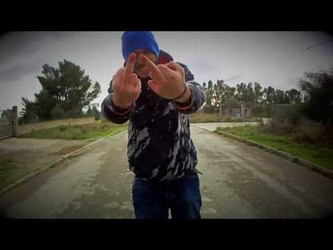 12. J.Roly - Bocca chiusa, mente aperta [Prod. Icon Curties] (STREET VIDEO)