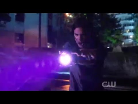 Cisco tries to defeat Ramsey | The Flash 06x08