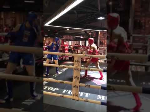 Али Юзеир полуфинал Световно по муай тай 2018