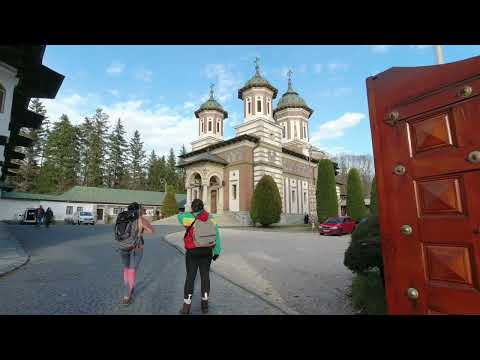 Visiting Sinaia and Peleş Castle - Romania