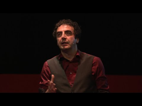 L'improvvisazione come unica certezza | Tiziano Storti | TEDxSpoleto