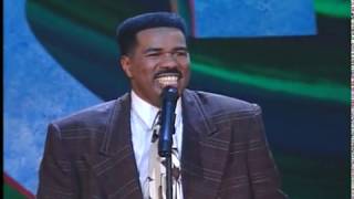 Steve Harvey: Singing Luther Vandross In the Car Alone