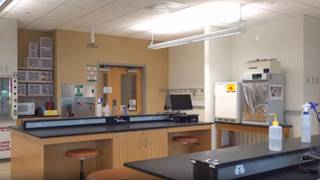 UVM offers new certificate program for prospective lab technicians
