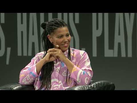 Crowd Judgment vs. Expert Judgment – The Future of Critique (18.11.22)