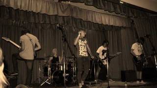 Alone On The Frontline - Separating Scenes [Lyrics]