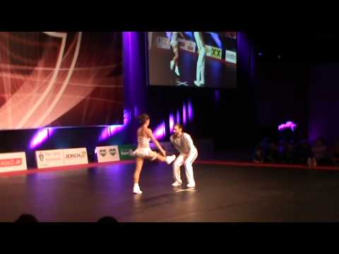 Amélie et Richard Final Acrobatic