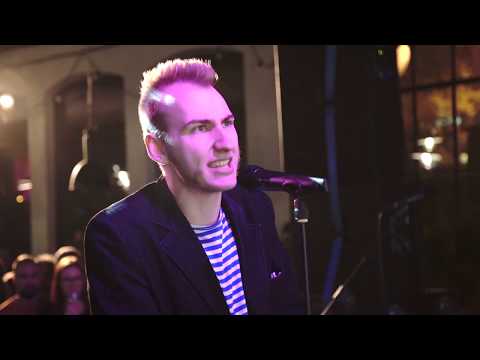 FINÁLE MISTROVSTVÍ ČR VE SLAM POETRY 2015 / Plzeň / Papírna / 5.12.2015