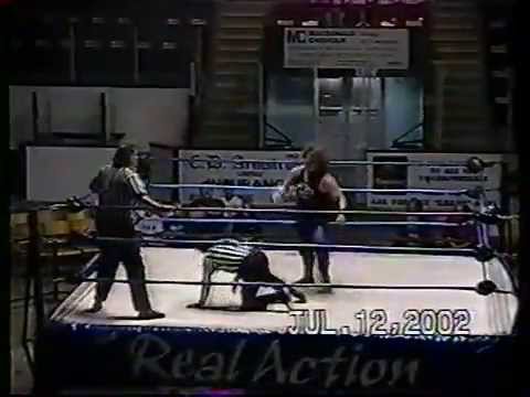 Lincoln Steen vs Cinder - RAW - July 12th 2002