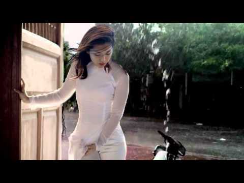 Áo trắng ngày mưa - Diệu Hiền