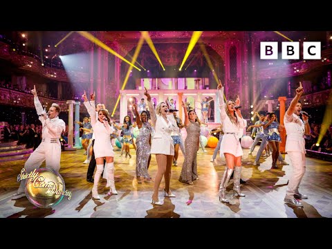 Steps bring the PARTY to the Tower Ballroom with their greatest hits! ✨ BBC Strictly 2025