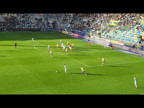 Ekstraklasa piłkarska: Arka Gdynia - Piast Gliwice (25.10.2025)