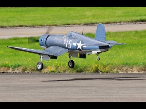 MOKI 250cc RC WW2 CORSAIR & YAK 11 - FORCED LANDING AT BMFA NATIONALS - 2017