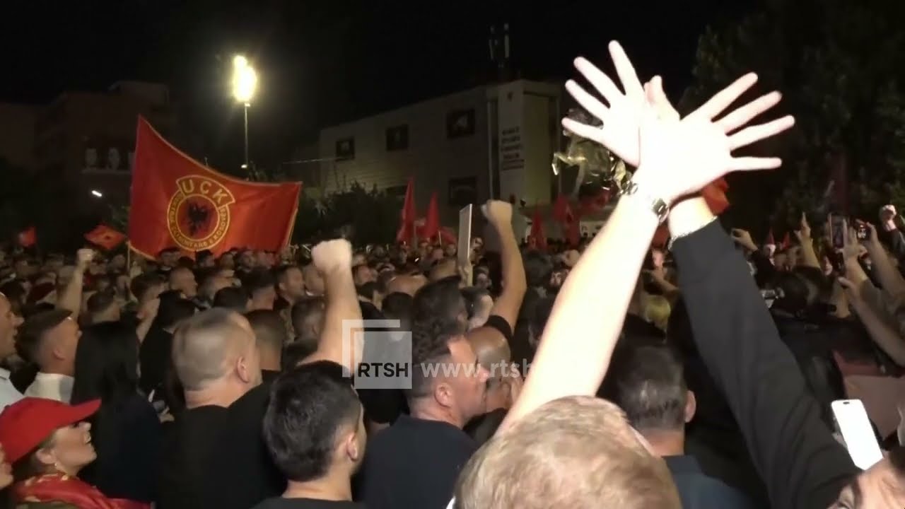 Dënimi i ish-krerëve të UÇK-së, vijojnë protestat kundër vendimit të Gjykatës Speciale të Hagës