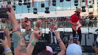 No Friend (featuring Aaron Weiss) - Paramore - Parahoy Deep Search