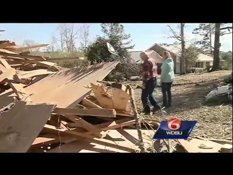 Community continues clean-up in Amite during Christmas