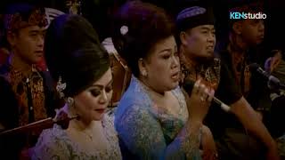 Download lagu Sinden Mamah Nunung Nurmalasari & Neneng Rosita Ibing Maktal PGH5 mp3