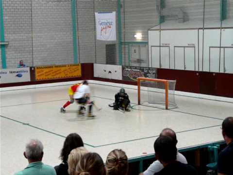 Blog PATINSLOVER: 12.09.09 - Penalty "raté" (le gardien avance trop vite...) de Roger Monroy