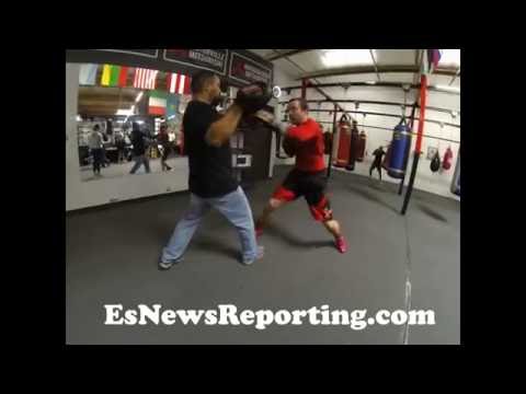 Alexander Besputin working with coach Marc Contreras RGBA Oxnard - EsNews Boxing