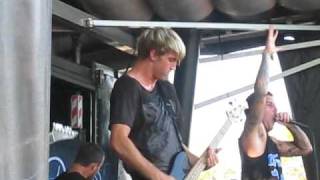 Parkway Drive - Dead Mans Chest LIVE @ Warped Tour 2010