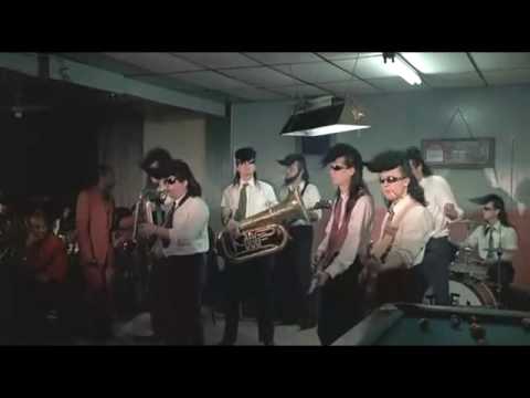 04 - Tequila - Leningrad Cowboys Go America [***VIDEO CUTE***]