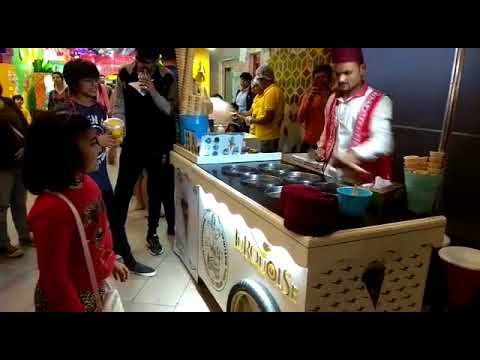 Funny Tricks with Kids Ice Cream Seller-Scream for Ice Cream