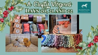 Vlogmas DAYS 20, 21 AND 22 🎄🎁🎅🏻Three days of advents in one go! Trying to keep up and failing 🙄❄️🍃