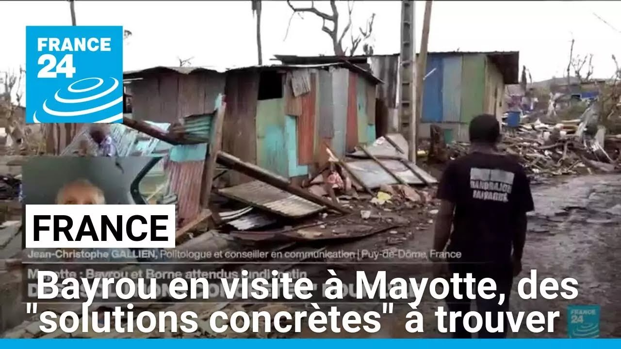France : Bayrou en visite à Mayotte, des "solutions concrètes" à trouver • FRANCE 24