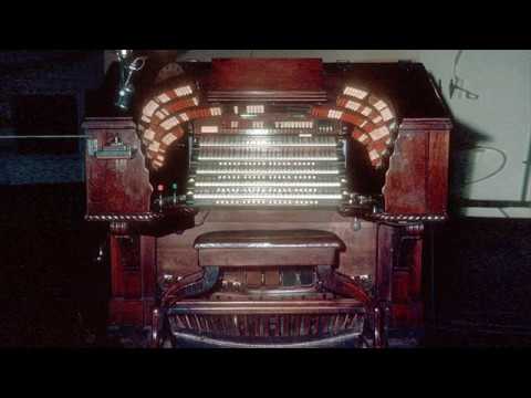 Jack Helyer Plays The BBC Moller Organ