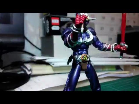 Kamen Rider Hibiki in action(Stop Motion)