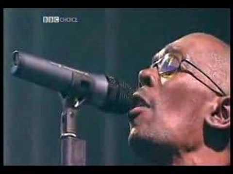 Faithless - Insomnia - Live at Glastonbury 2002